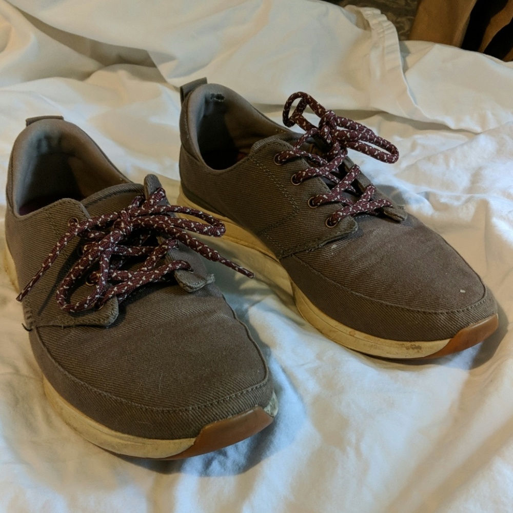 Reef Sneakers